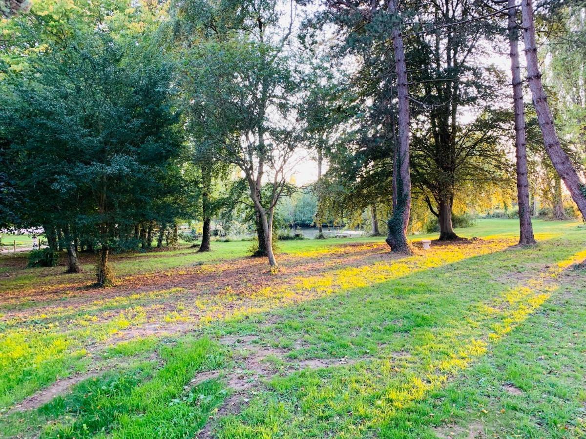 Gite Du Parc Du Moulin Du Pre Bavent Eksteriør bilde